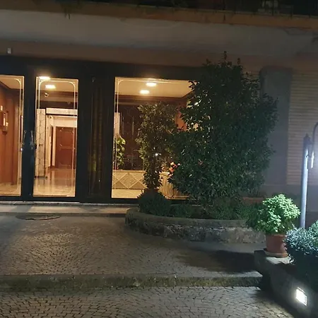 Casa Cristina * Marino